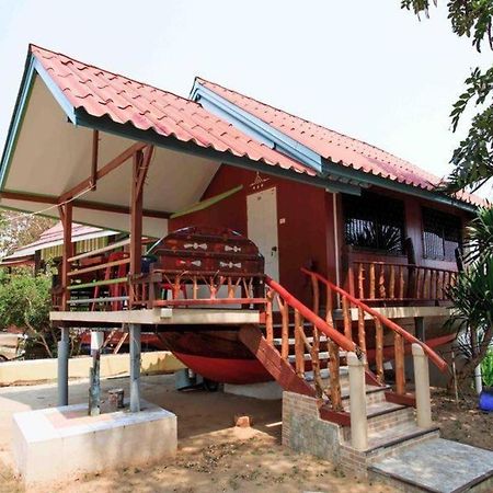Rimtalay Resort Koh Si Chang Bagian luar foto