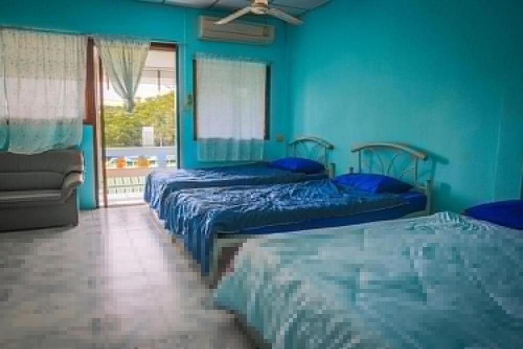 Rimtalay Resort Koh Si Chang Bagian luar foto