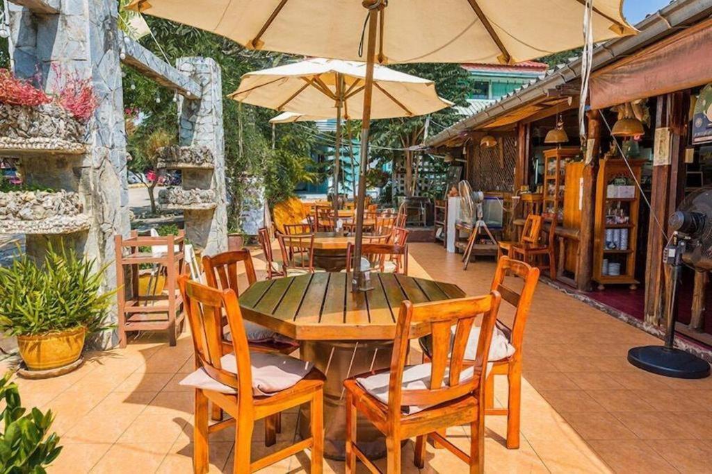 Rimtalay Resort Koh Si Chang Bagian luar foto