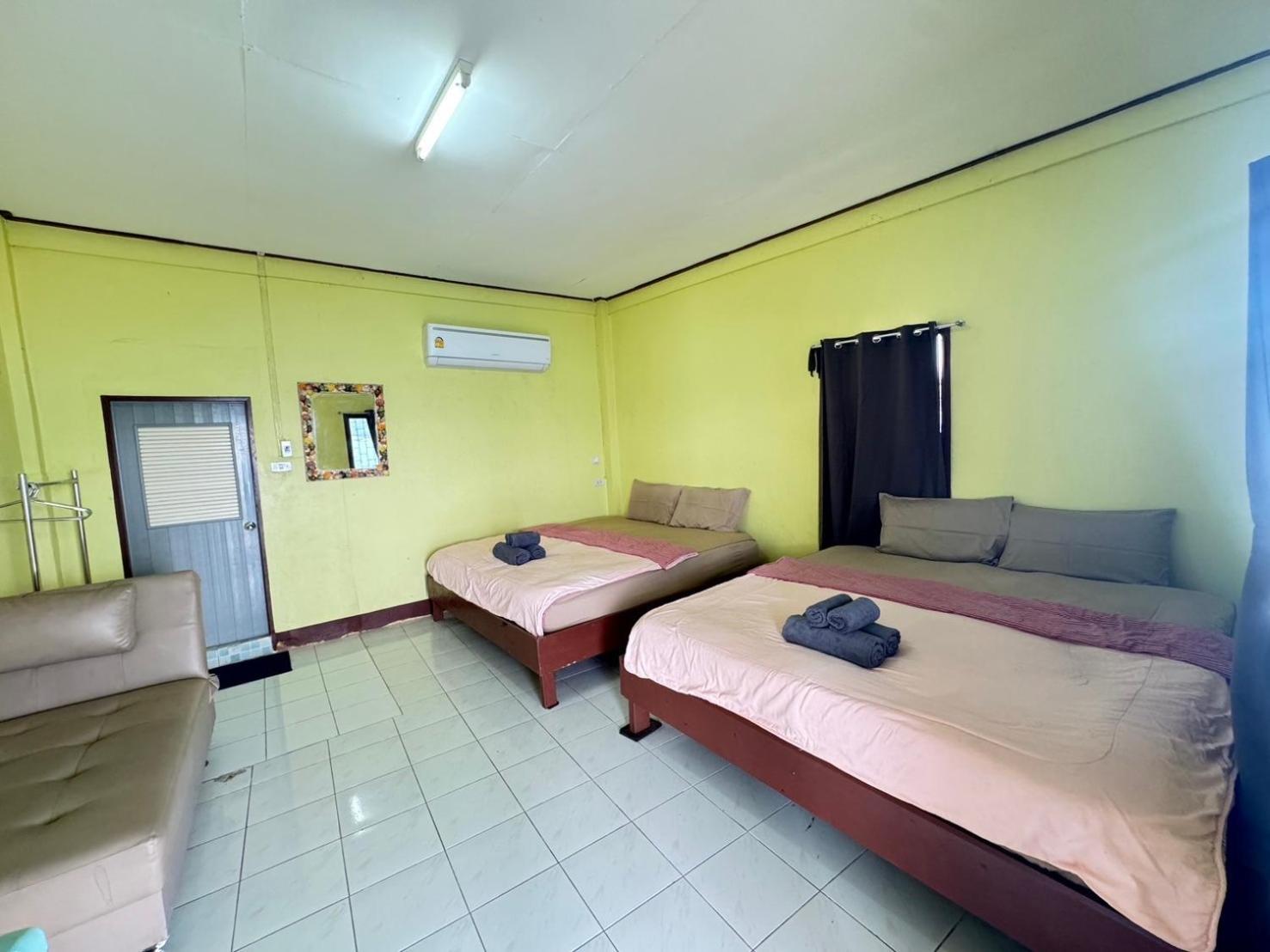 Rimtalay Resort Koh Si Chang Bagian luar foto