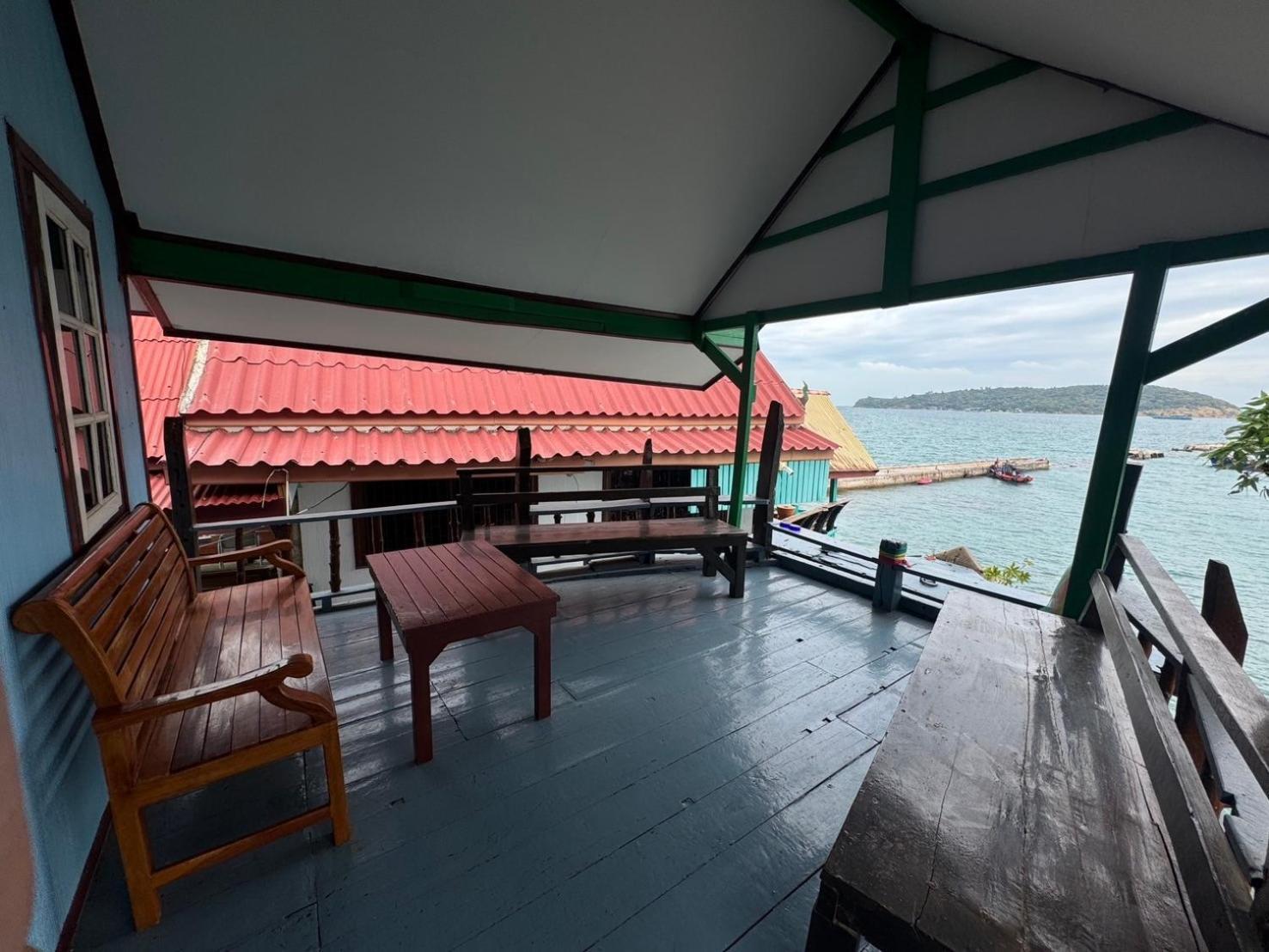 Rimtalay Resort Koh Si Chang Bagian luar foto