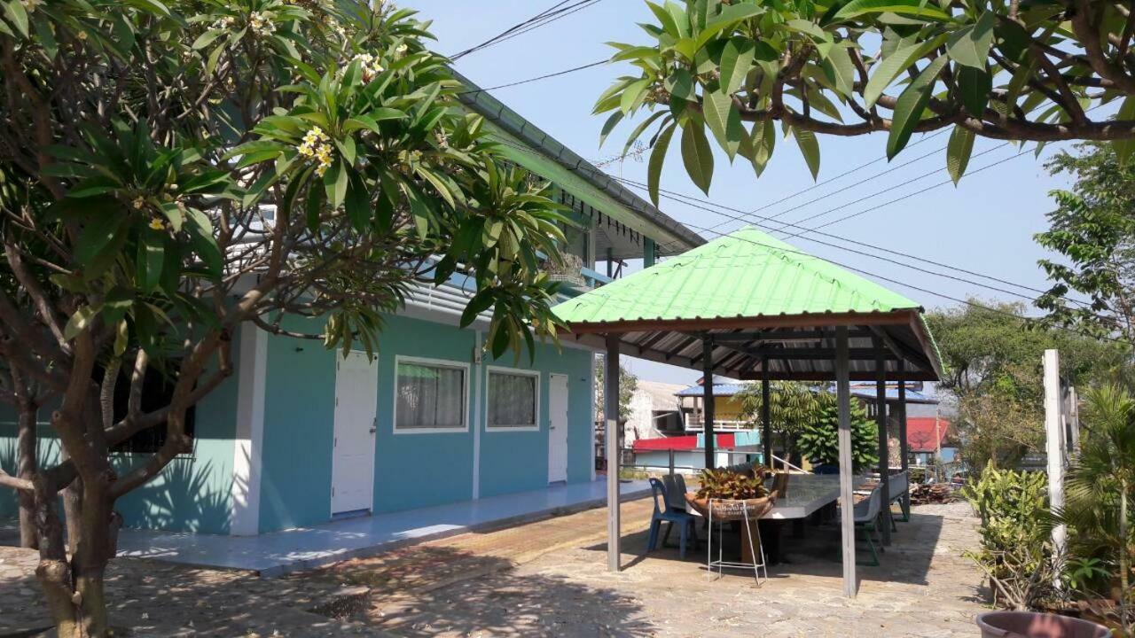 Rimtalay Resort Koh Si Chang Bagian luar foto